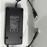 25.2V 2A Elscooter Laddare Navee Easyride 20 / 25 Pro